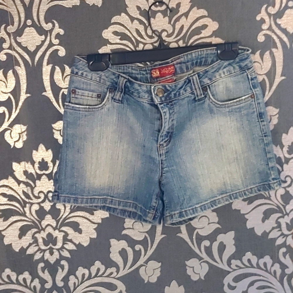 🌷Jean Shorts size 9/10